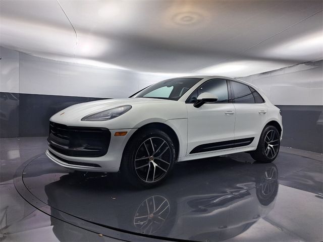 2024 Porsche Macan Base