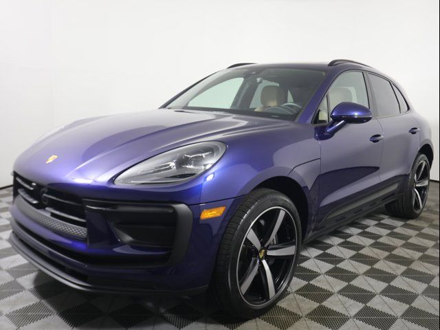 2024 Porsche Macan 