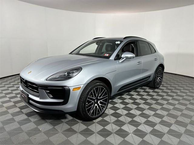 2024 Porsche Macan Base