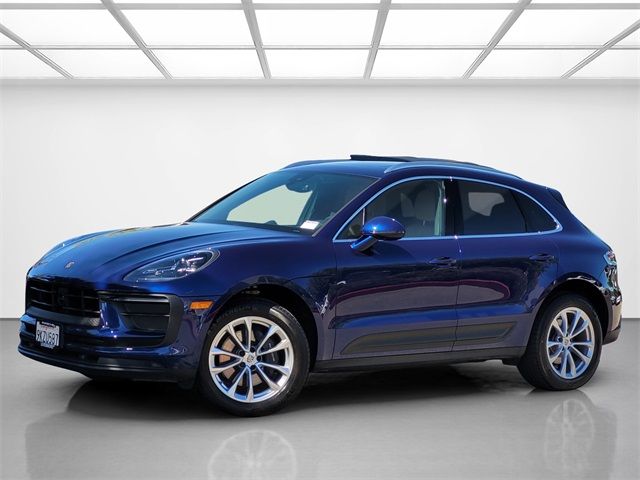 2024 Porsche Macan Base