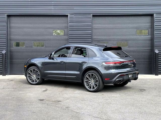 2024 Porsche Macan Base