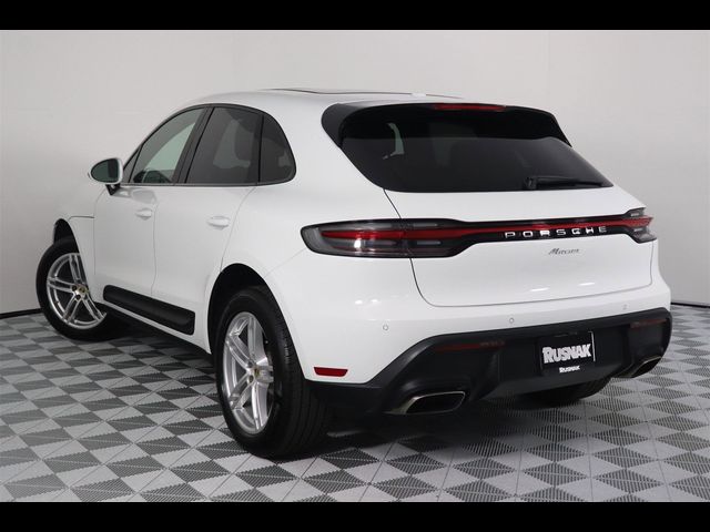 2024 Porsche Macan Base