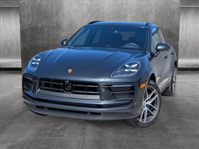 2024 Porsche Macan Base