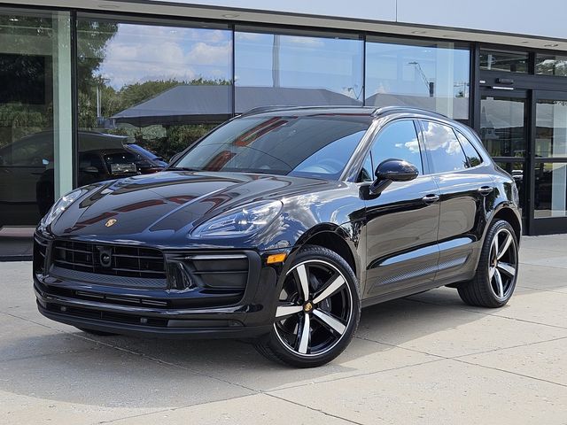 2024 Porsche Macan Base