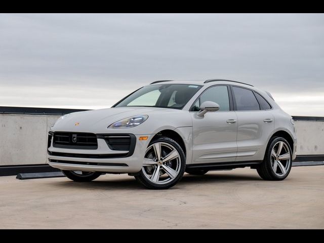 2024 Porsche Macan Base