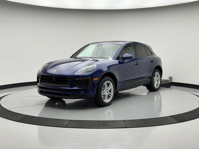 2024 Porsche Macan Base