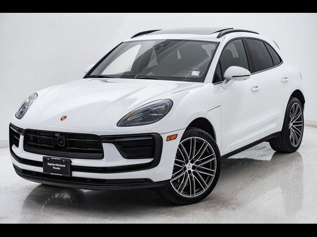 2024 Porsche Macan Base