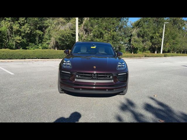 2024 Porsche Macan 