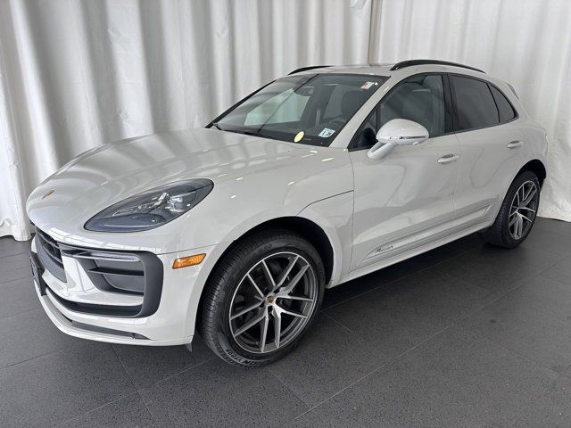 2024 Porsche Macan Base