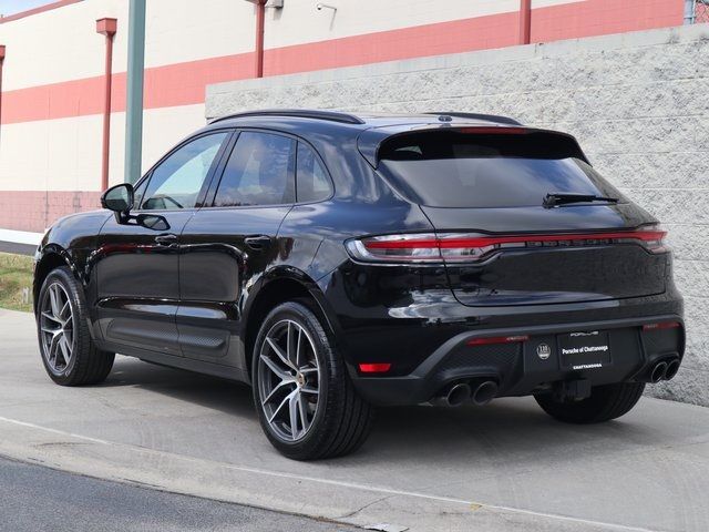 2024 Porsche Macan Base