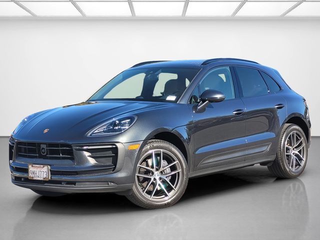 2024 Porsche Macan Base