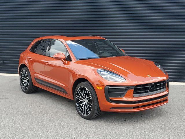 2024 Porsche Macan Base