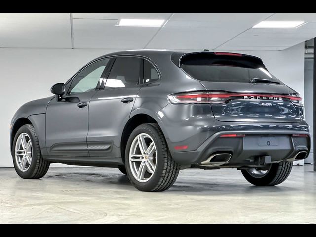 2024 Porsche Macan 