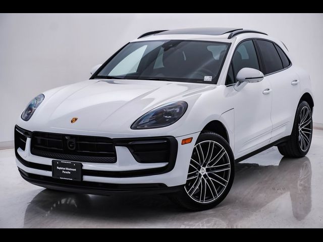 2024 Porsche Macan 