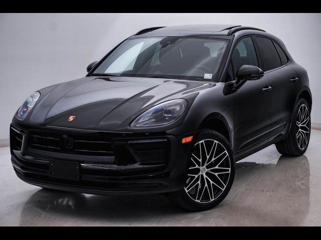 2024 Porsche Macan 