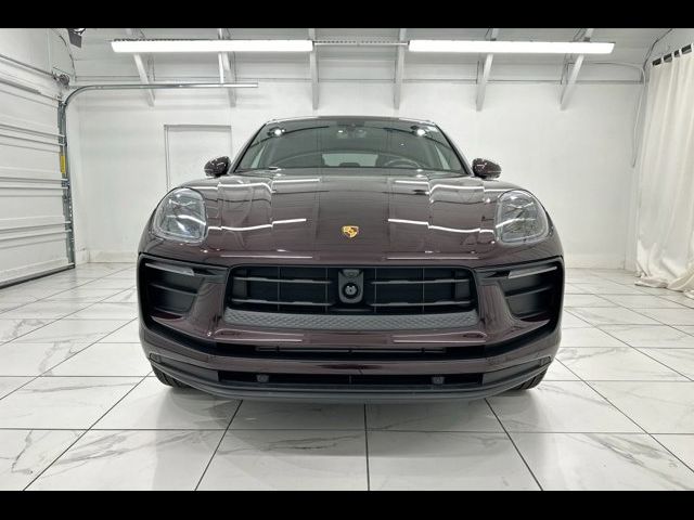 2024 Porsche Macan Base