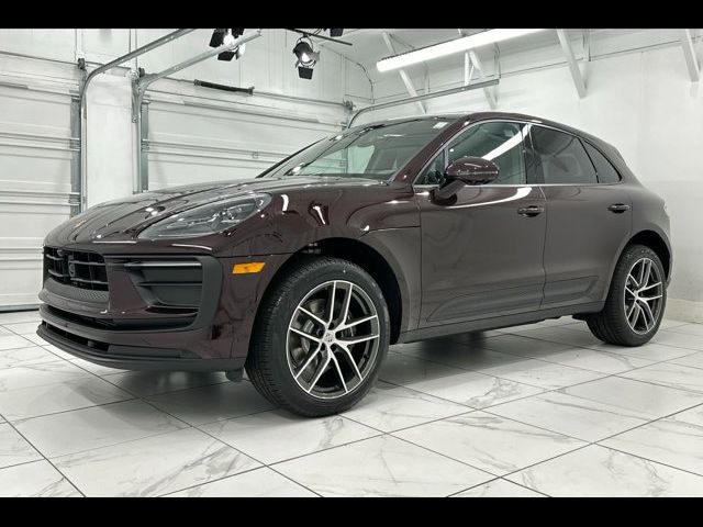 2024 Porsche Macan Base