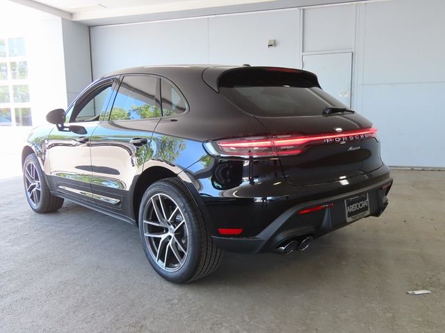 2024 Porsche Macan 