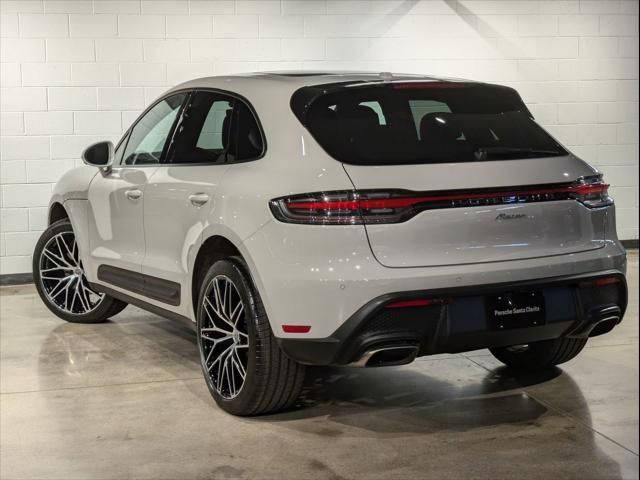 2024 Porsche Macan Base