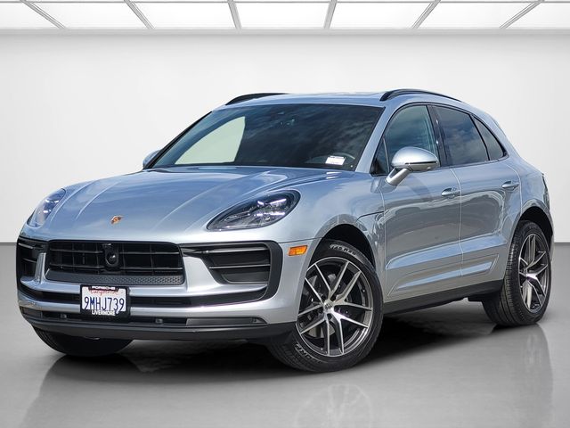 2024 Porsche Macan Base