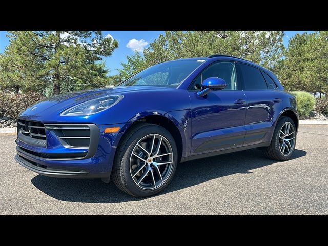 2024 Porsche Macan Base