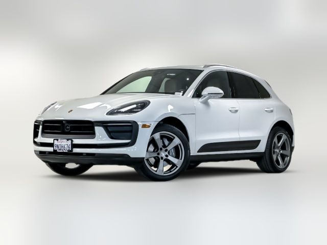 2024 Porsche Macan Base