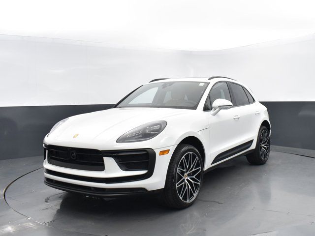 2024 Porsche Macan Base