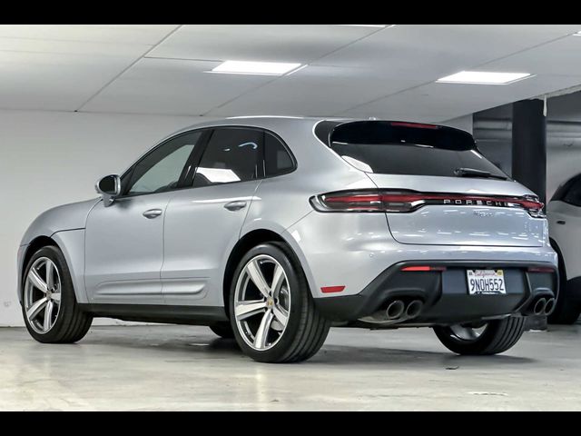 2024 Porsche Macan Base