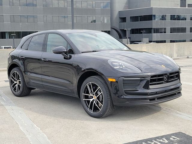 2024 Porsche Macan Base