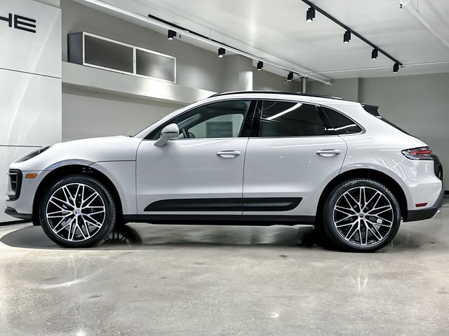 2024 Porsche Macan Base