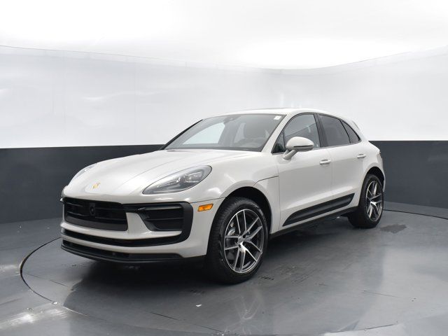 2024 Porsche Macan Base