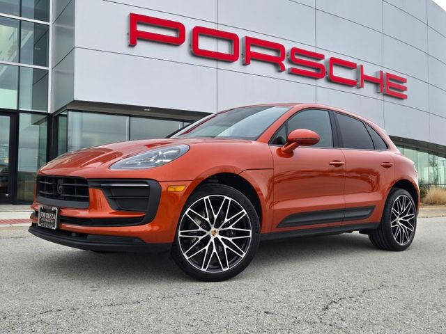 2024 Porsche Macan Base