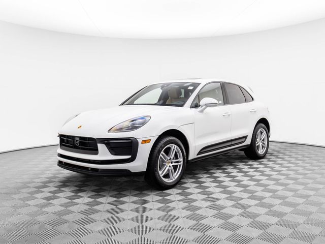 2024 Porsche Macan Base