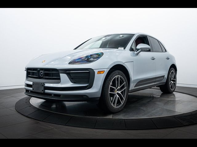 2024 Porsche Macan Base