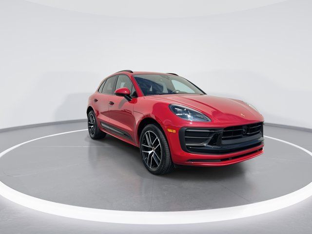 2024 Porsche Macan 