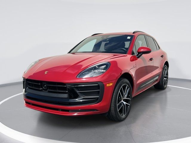 2024 Porsche Macan 