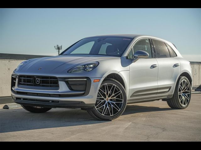 2024 Porsche Macan Base