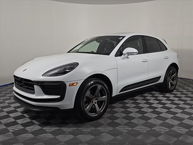 2024 Porsche Macan Base