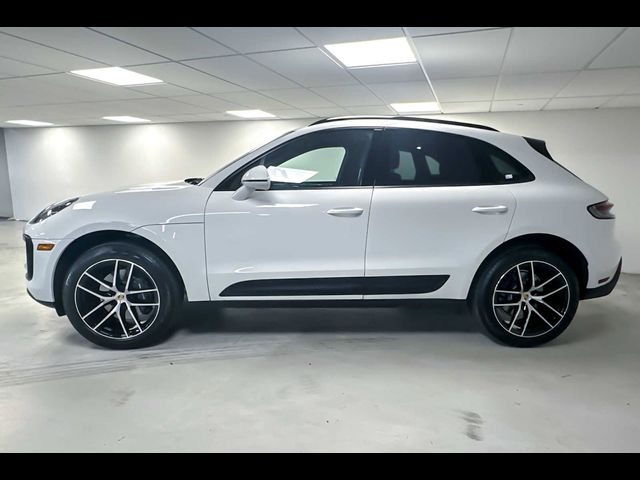 2024 Porsche Macan 