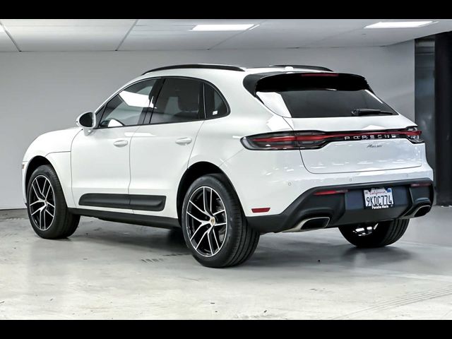 2024 Porsche Macan 