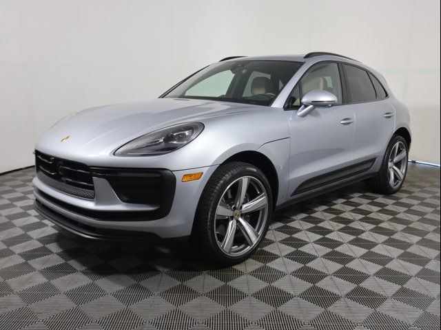 2024 Porsche Macan 