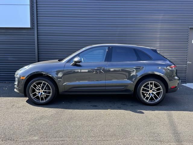 2024 Porsche Macan Base