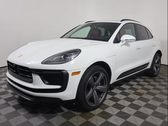 2024 Porsche Macan 