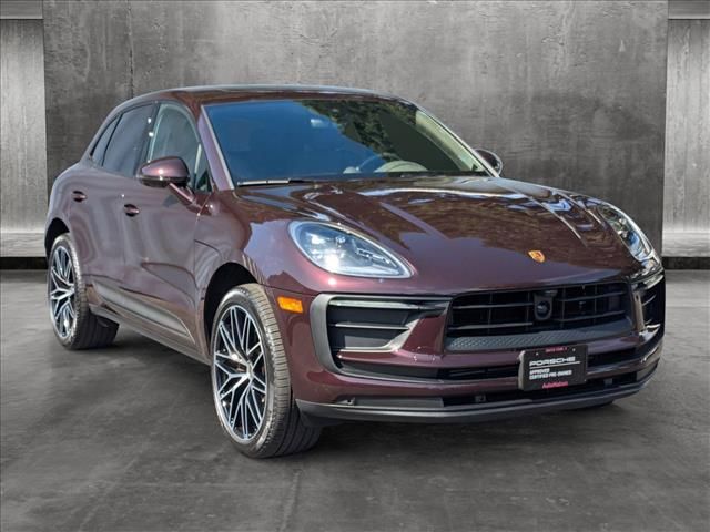 2024 Porsche Macan Base