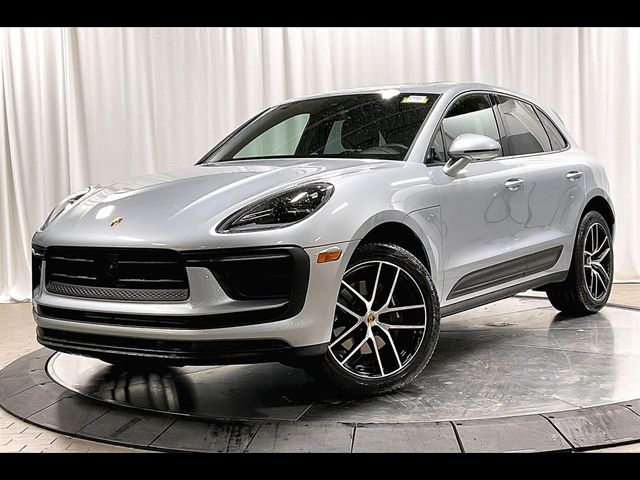 2024 Porsche Macan Base