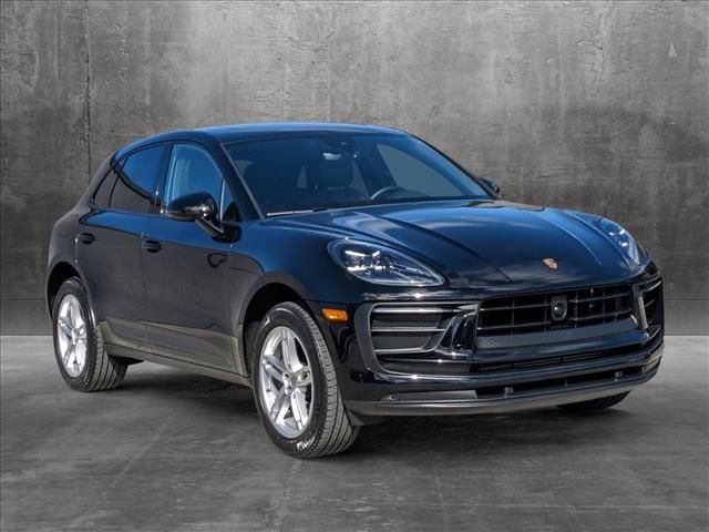 2024 Porsche Macan Base