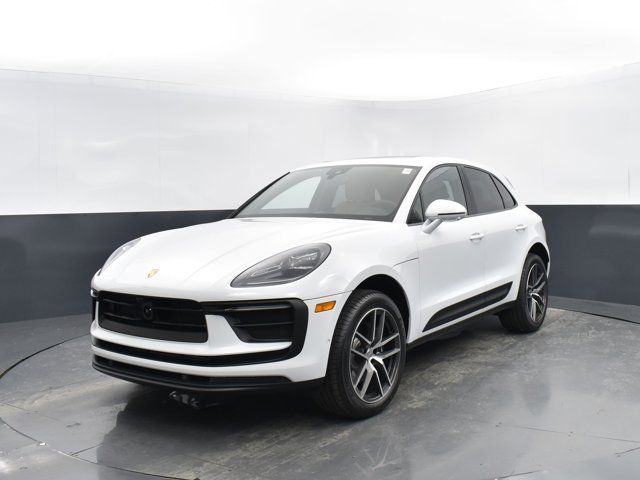 2024 Porsche Macan Base