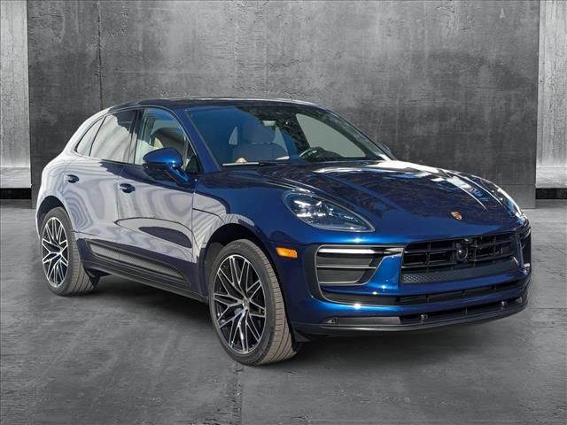 2024 Porsche Macan Base