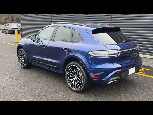 2024 Porsche Macan Base