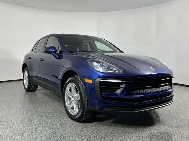 2024 Porsche Macan Base